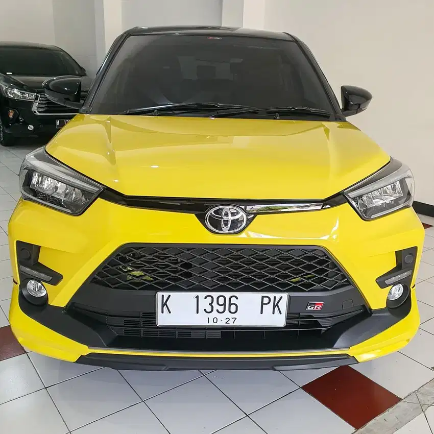 KM 18 RB Toyota Raize 1.0 GR 2022 Two Tone Raize 2021/2023 Rocky
