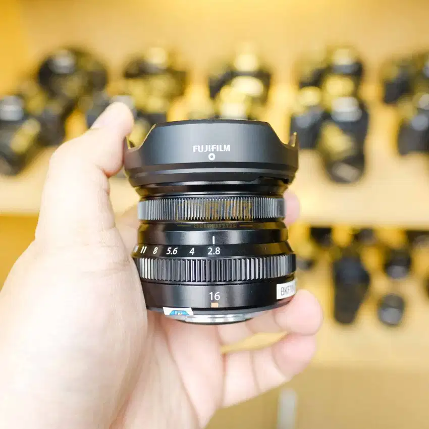 Lensa Fujifilm XF 16mm 2.8 Fullset Mulus