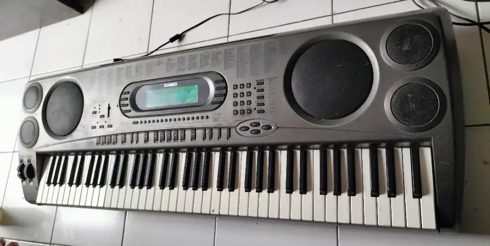 Keyboard CASIO wk-1800