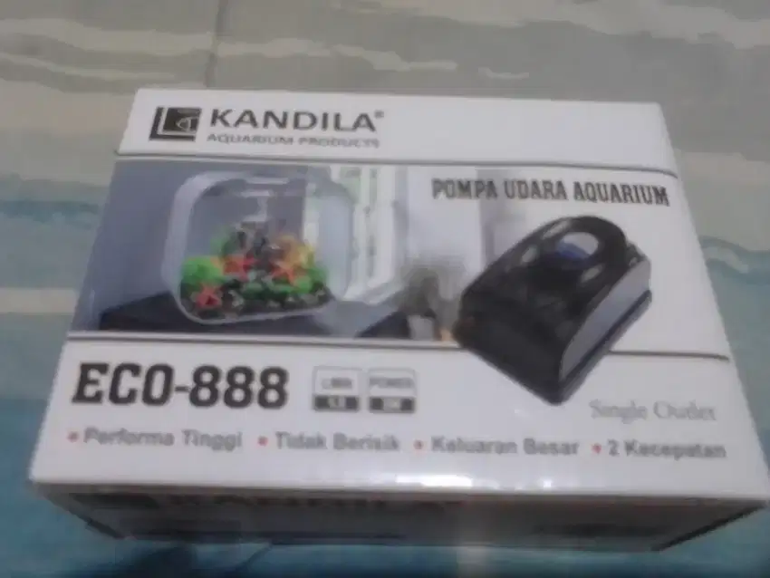 Aerator untuk akuarium 1 lubang.  Kondisi baru