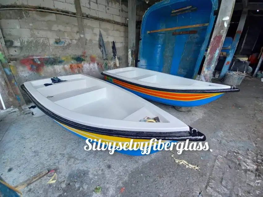 produsen tersedia perahu sampan dayung perahu mesin dayung