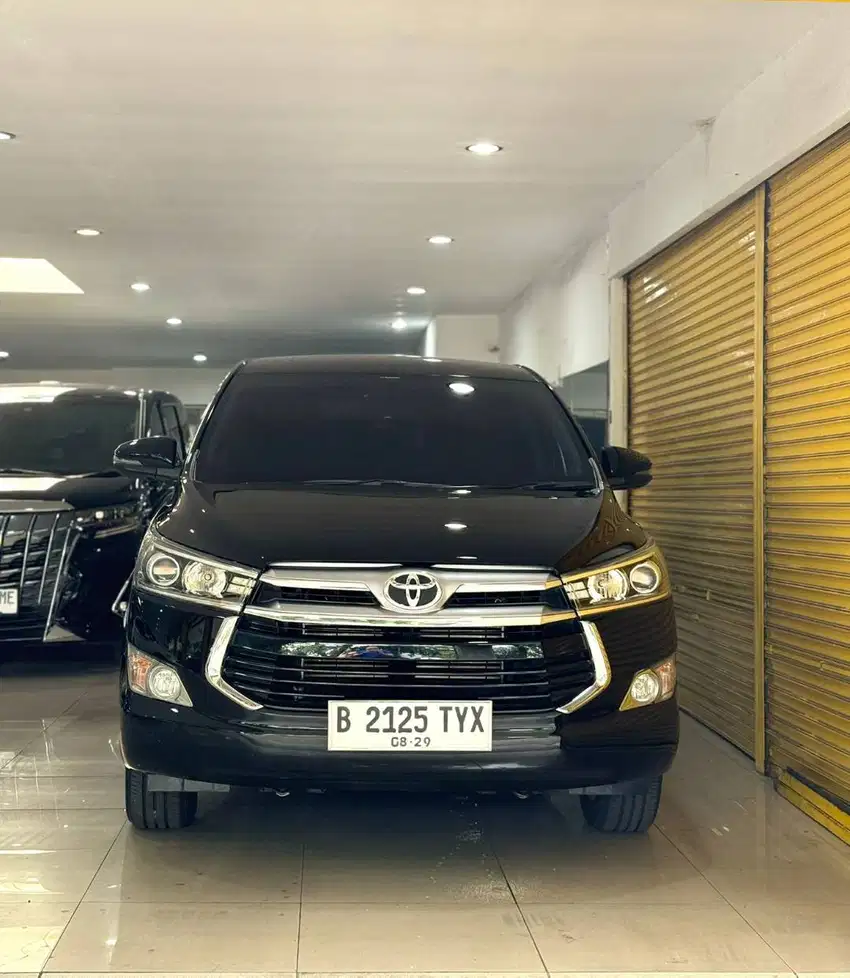 Toyota Kijang Innova 2.4 V Diesel 2019 August Automatic Hitam Metalik