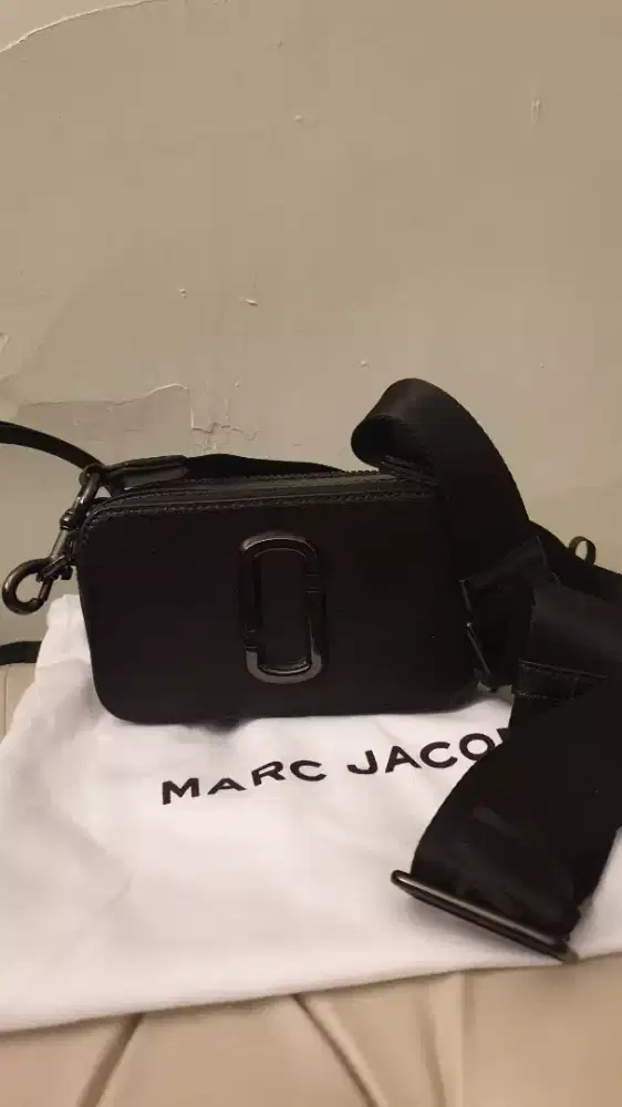 Marc jacobs snapshot full black like new