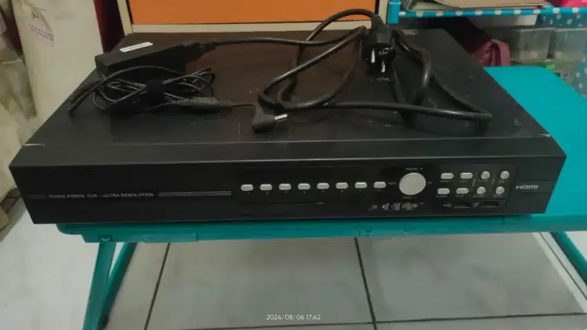 DVR 8 Channel AVTECH KPD677HAEZ-B