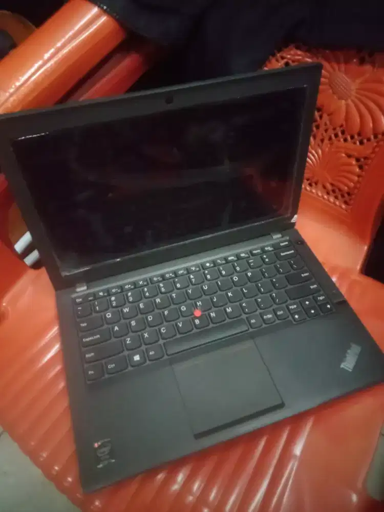Laptop Lenovo thinkpad core i5 gen5 ram 8gb SSD 256gb