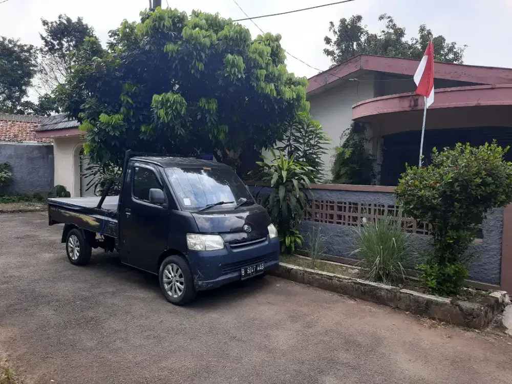 Rumah Luas Komplek Pertamina Ciputat