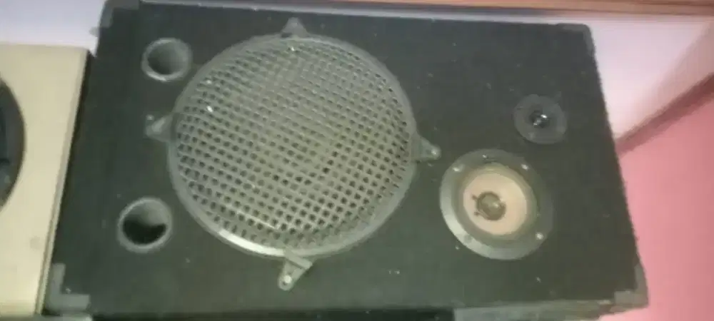 3 speaker masih aktif