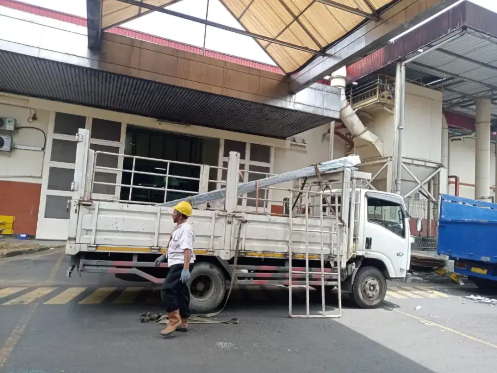 Sewa Truck Colt Diesel Surabaya - Jakarta Terpercaya