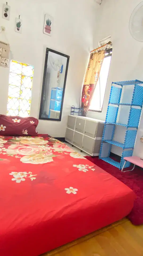 Kost Wanita Arthur's home Pesanggrahan