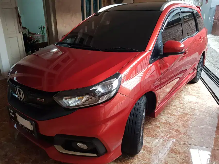 Honda mobilio type RS METIC THN 2017