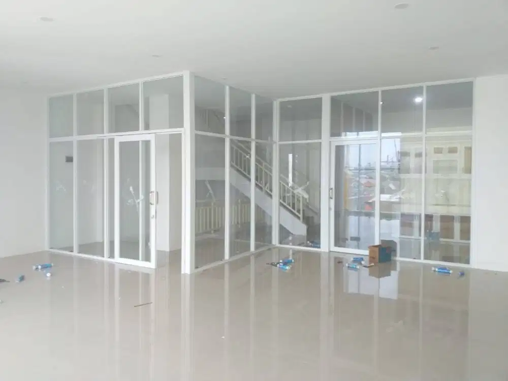 Pasang Kusen Pintu Alumunium Kaca  Plafon Sekat Gypsum Lis Dinding PVC
