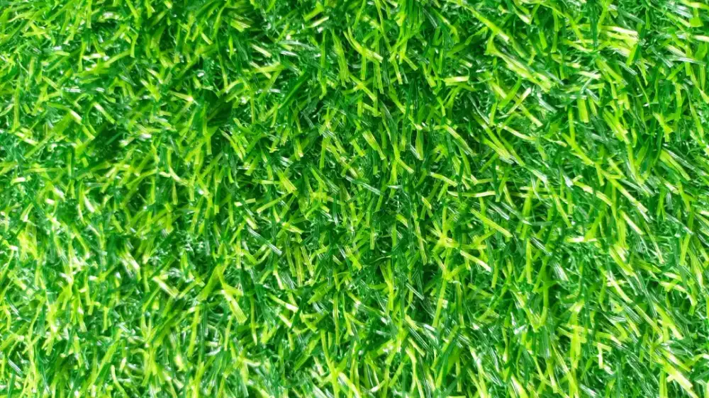 RUMPUT SINTETIS TIPE SWISS 3CM