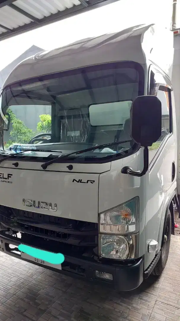 Jual isuzu elf NLR engkel box