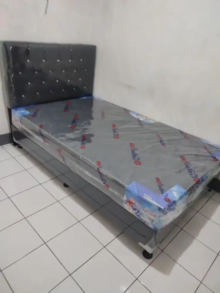 PAKET DIPAN + KASUR BUSA CENTRAL FOAM TEBEL 20 CM UK 120 X 200 CM