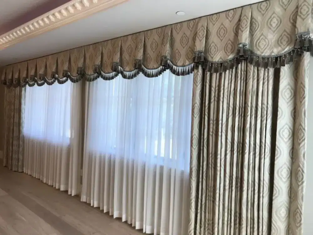 Pasang gordyn gorden murah vertikal roll blind jasa wallpaper dinding