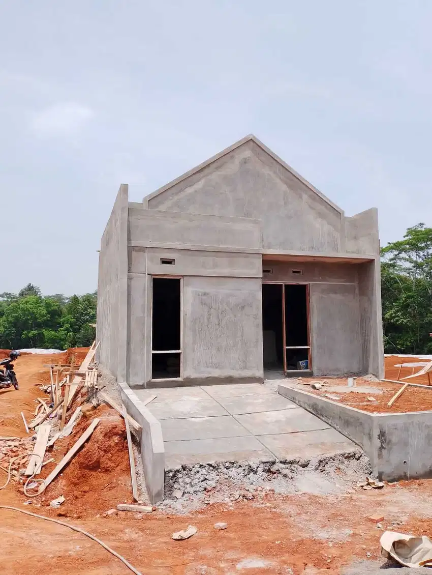 Rumah subsidi di batang dengan akses jalan lebar