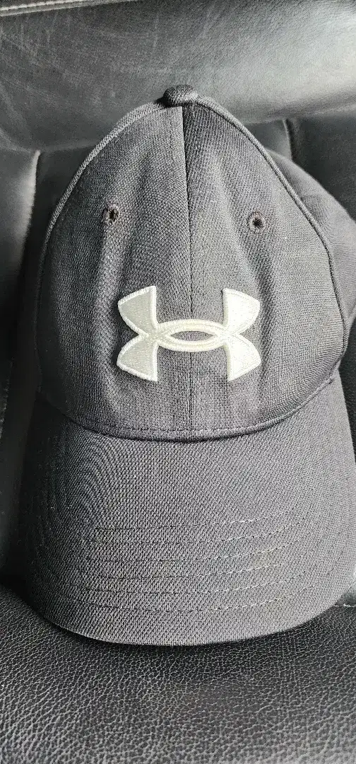 Topi Under Armour - size L/XL