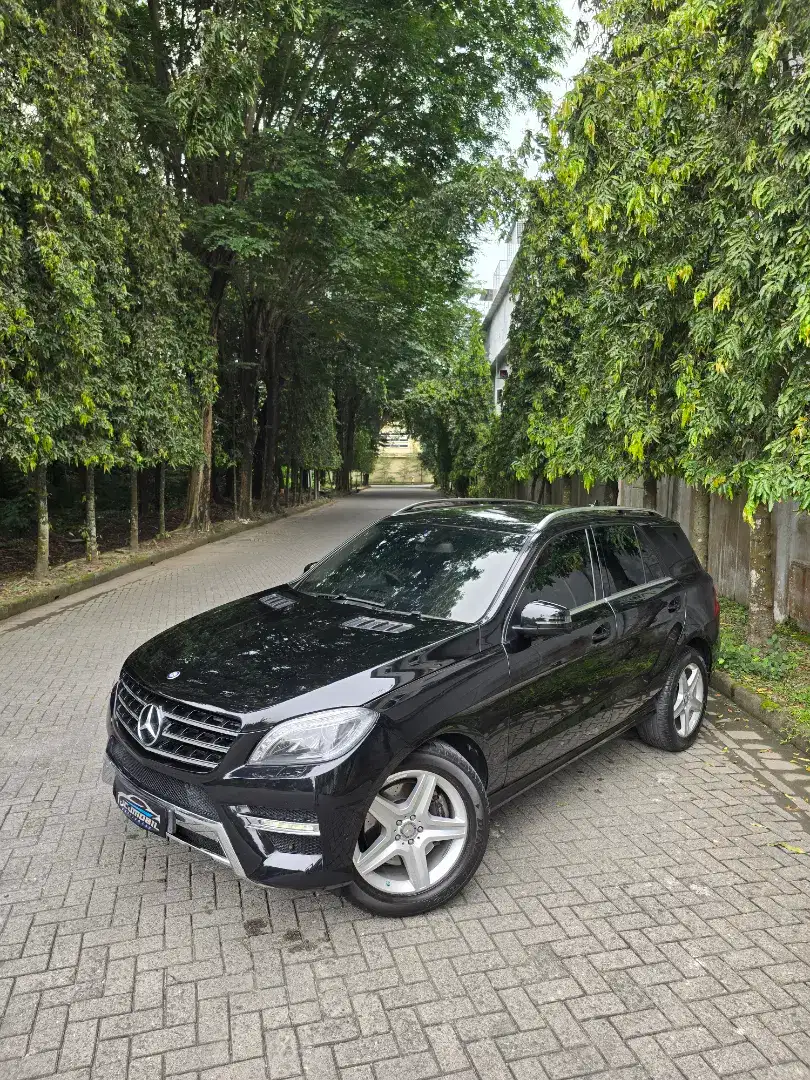 Mercy ML400 AMG facelift 2014 / 2015 A/T Hitam