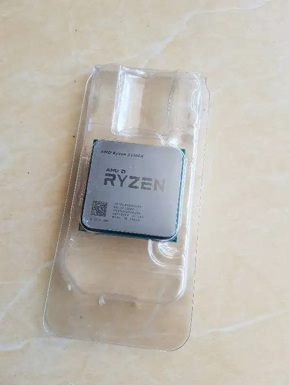 Processor AMD Ryzen 3 1300X 4 coore speed to 3.7GGhz soket AM4