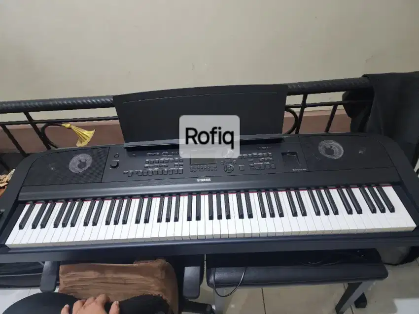 Yamaha DGX 670 Piano Digital