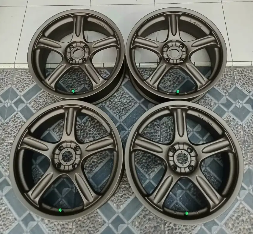 RH Evolution R17 4x100