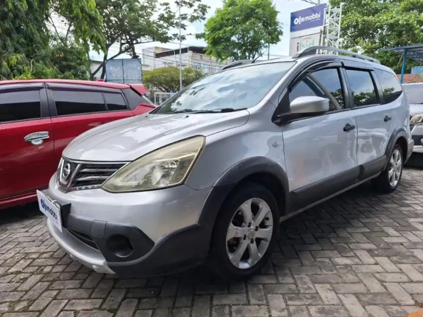 DP Rendah-Nissan Grand livina 1.5 X-Gear Bensin-MT 2014