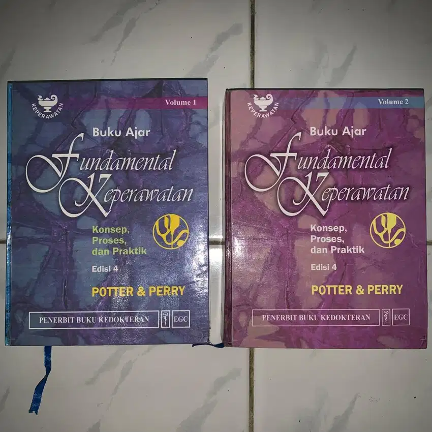 2 Buku Fundamental Keperawatan Potter & Perry Vol. 1 & 2