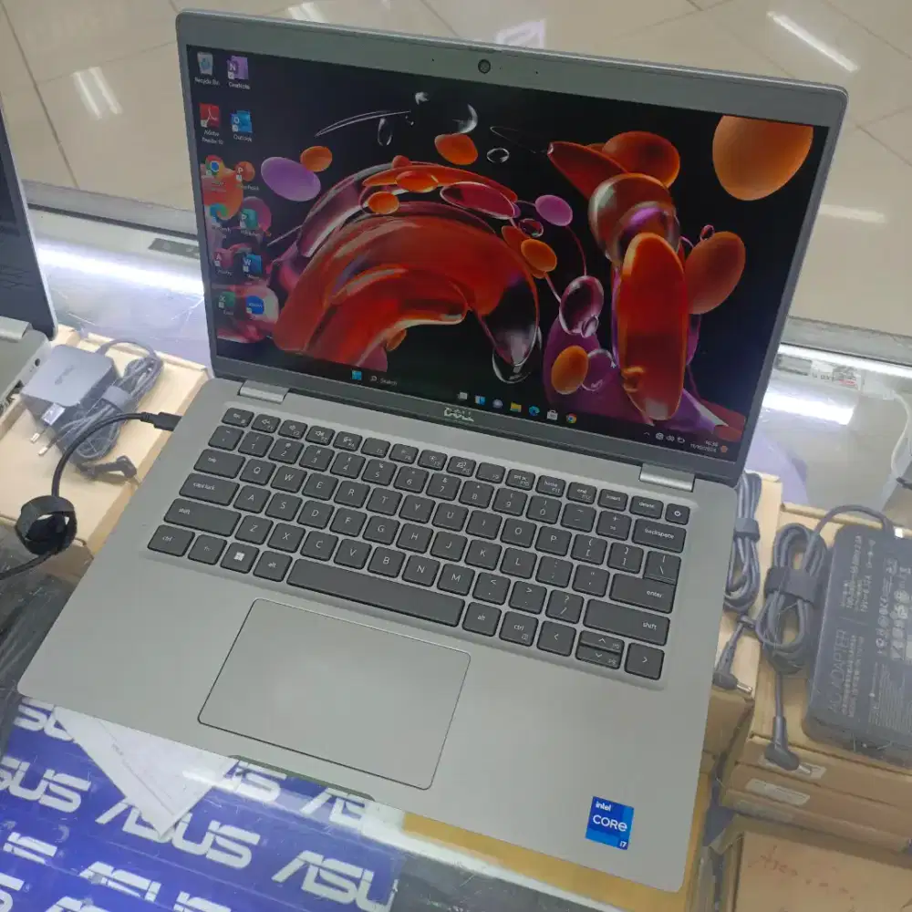Laptop DELL Latitude 5430 Core i7 gen 12 Ram 16gb SSD 512gb like new