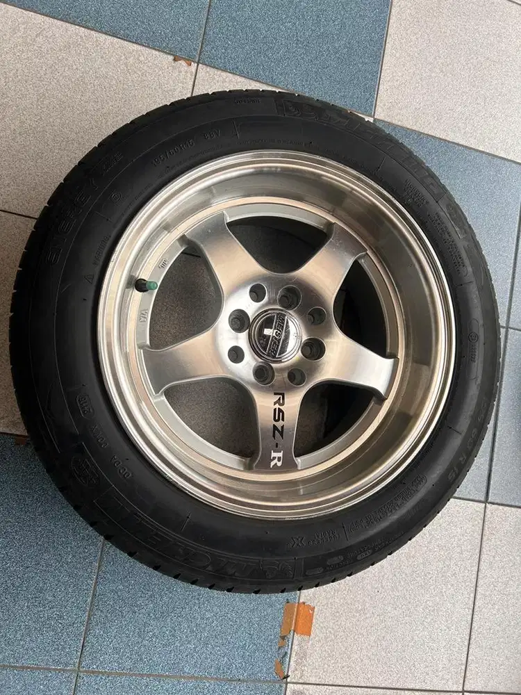 Dijual velg mobil r15 celong