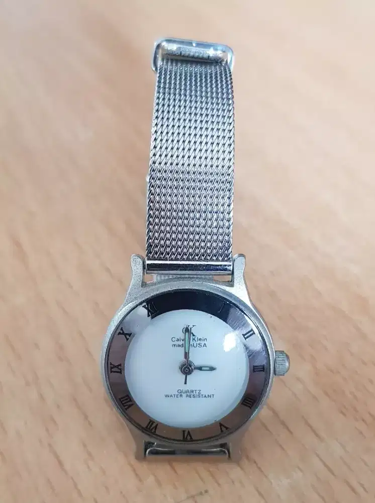 Jam Tangan Calvin & Klein Wanita Original