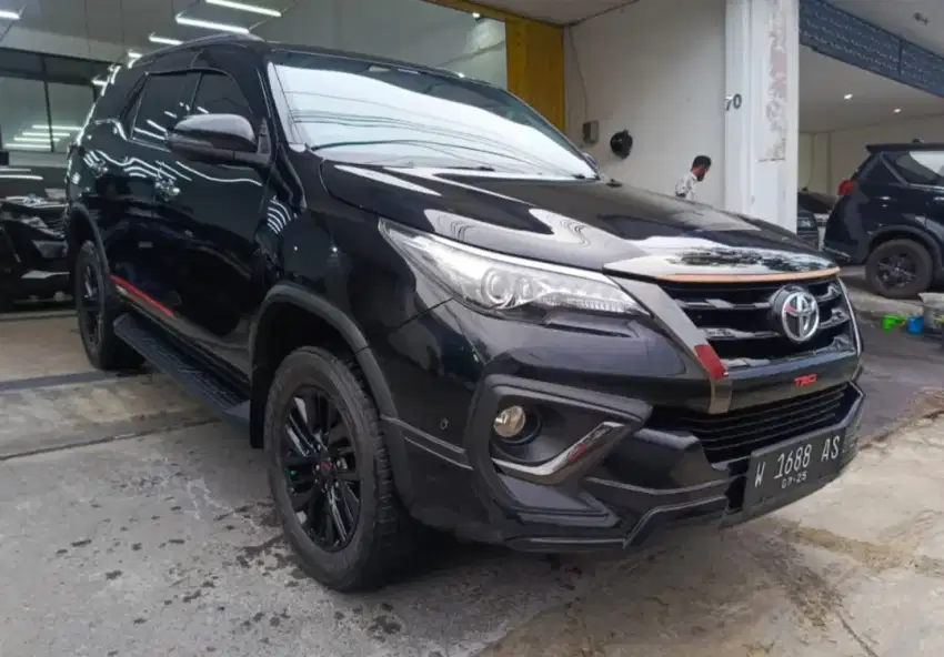 Toyota fortuner vrz trd 2020 diesel 4x2 solar fortune kick sensor 2.4