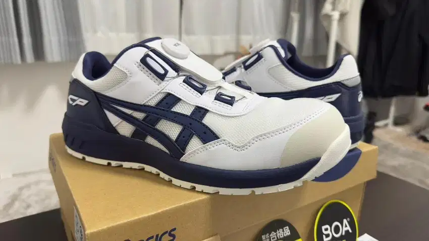 asics safety shoes