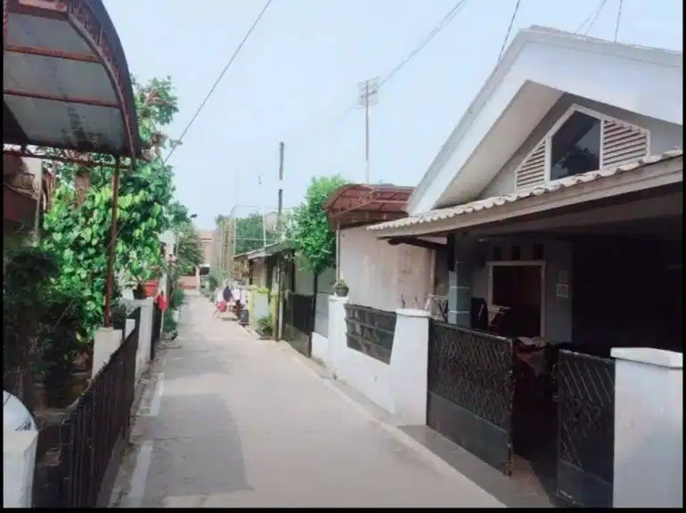 Rumah Dijual Cepat lokasi depok timur depan