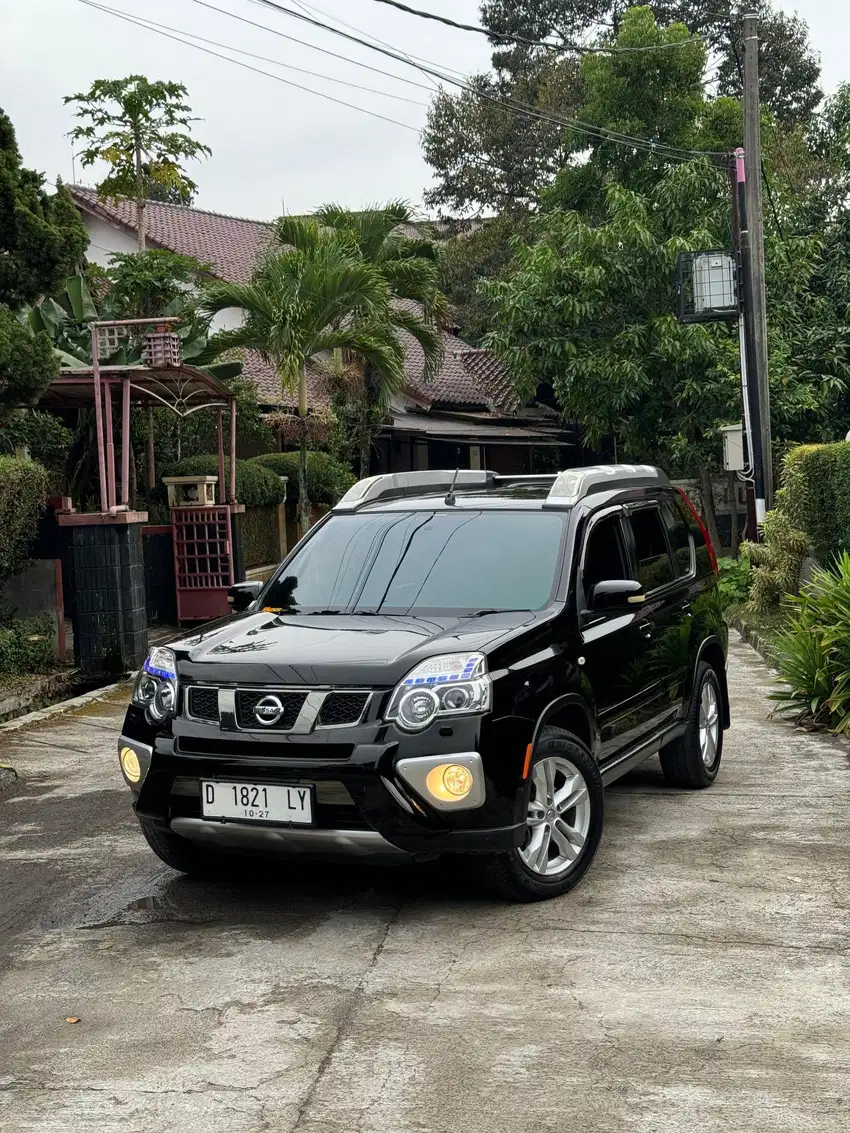 Nissan Xtrail Xtremer XT 2012 AT cvt mulus hitam X-trail X-tremer