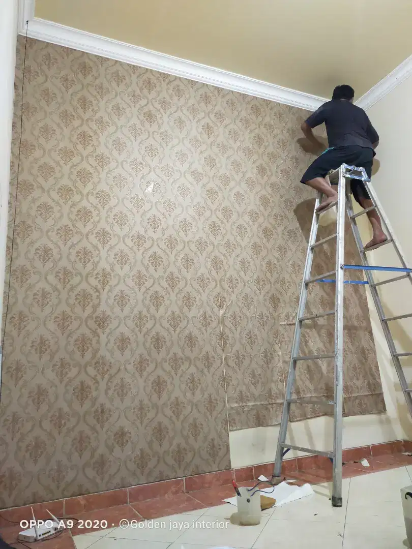 WALLPAPER, MOTIF BANYAK PILIHAN 150/ROLL GRATIS PASANG