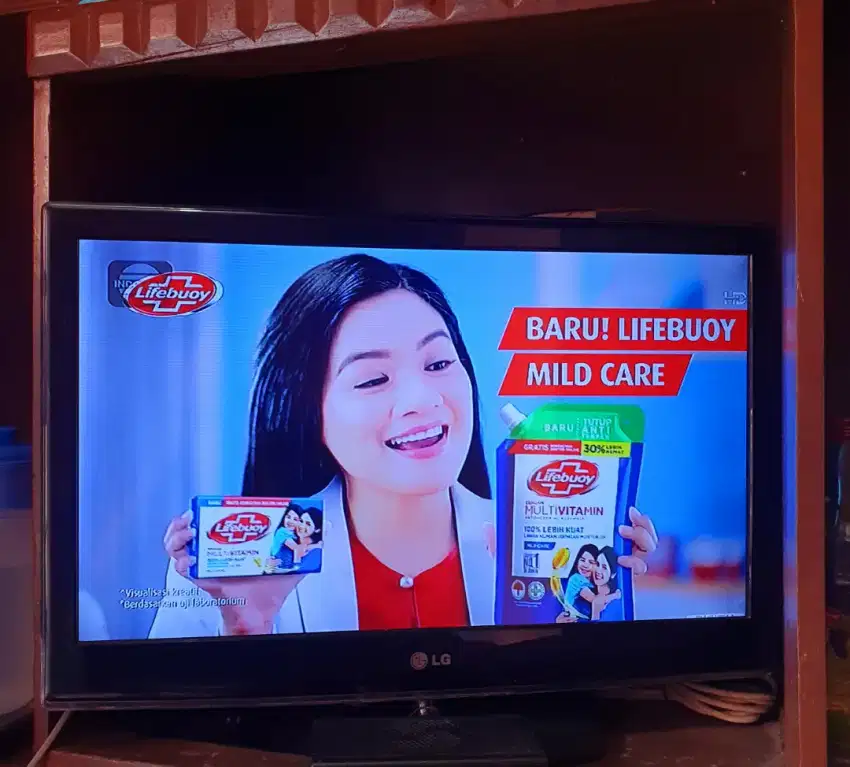 Televisi LG 26inchi Masih Bagus Bisa Kirim Keseluruh Indonesia
