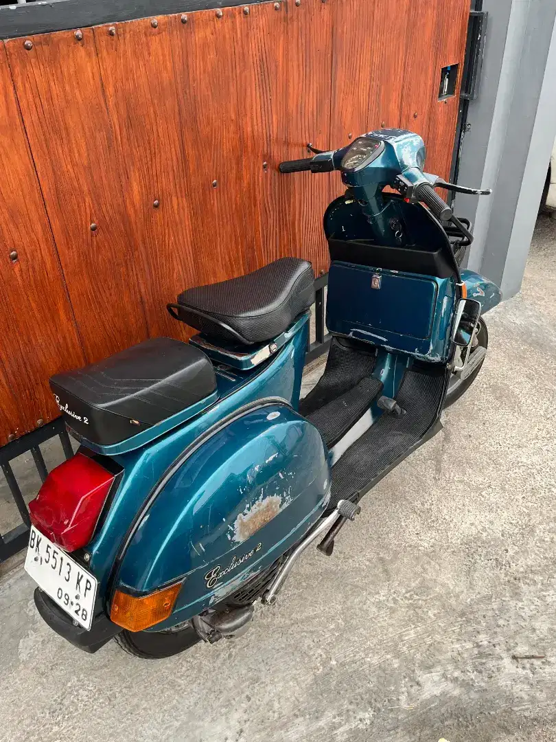 Vespa exclusive2 Th 2001 Plat BK ss lengkap kaleng panjang ori cat
