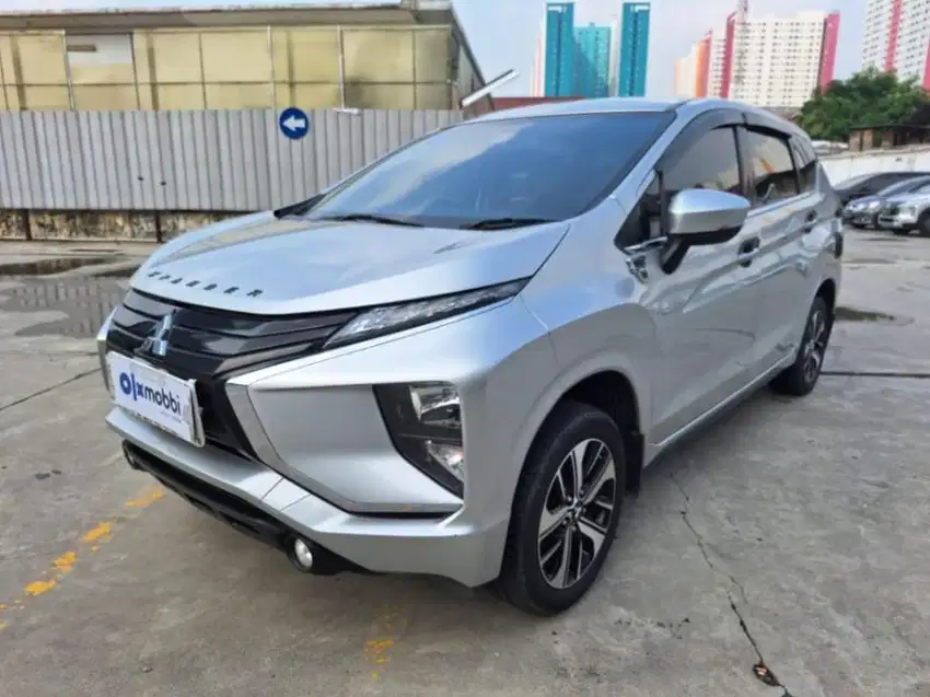 Mitsubishi Xpander 1.5 Exceed Bensin-MT 2017 Silver /