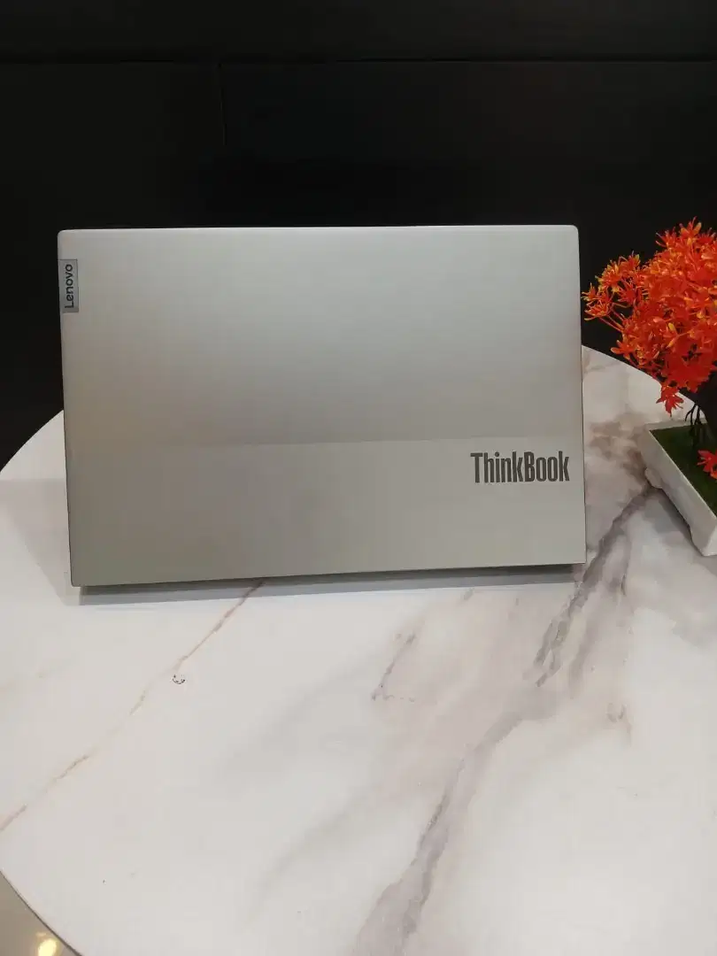 Lenovo thinbook 14 i3 gen 12 16gb 256gb layar sentuh like new