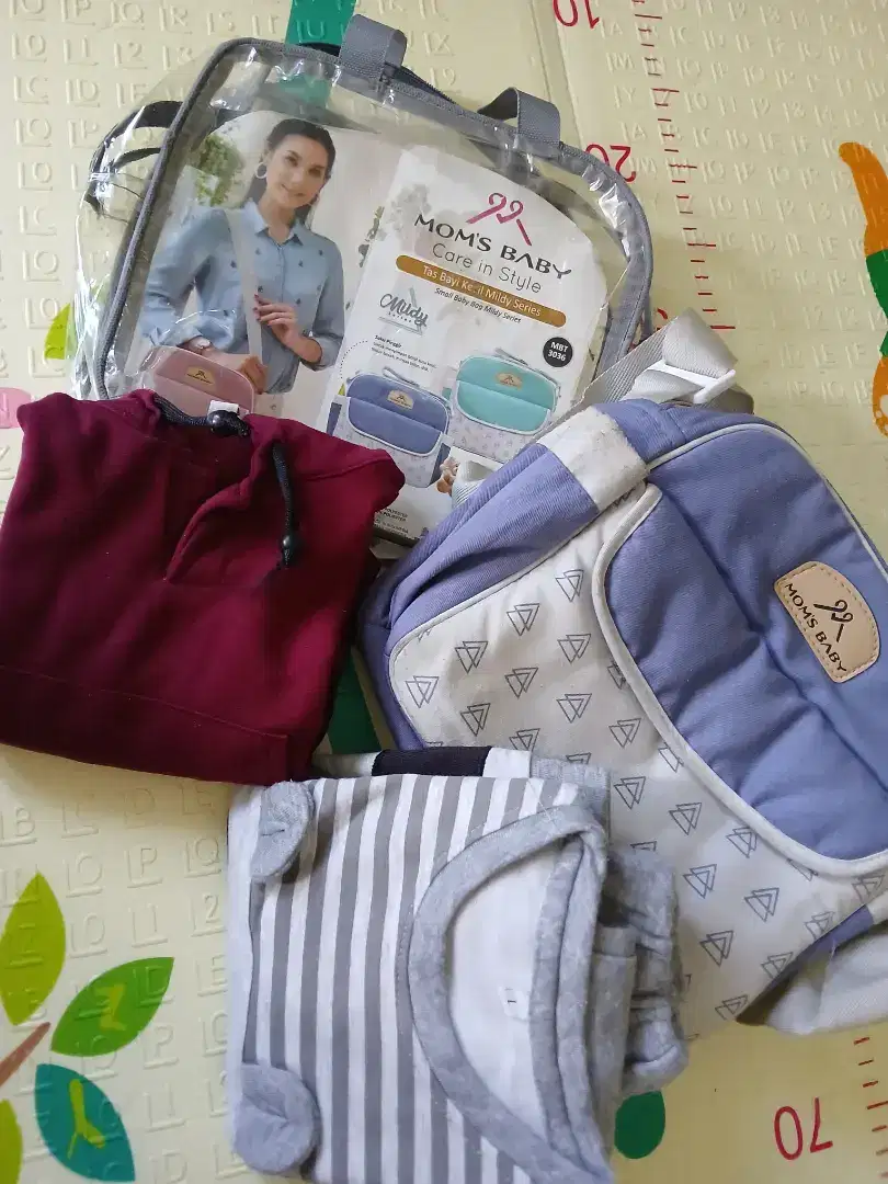 Tas dan baju bayi laki laki