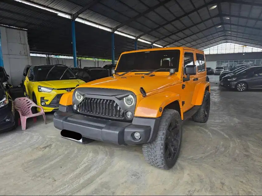 ODO 25RIBUAN! Jeep Wrangler 3.6 SAHARA Matic 2012