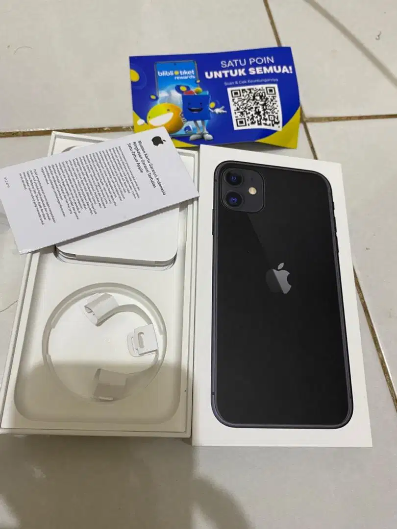 Jual iphone 11 garansi resmi beli d blibli store.