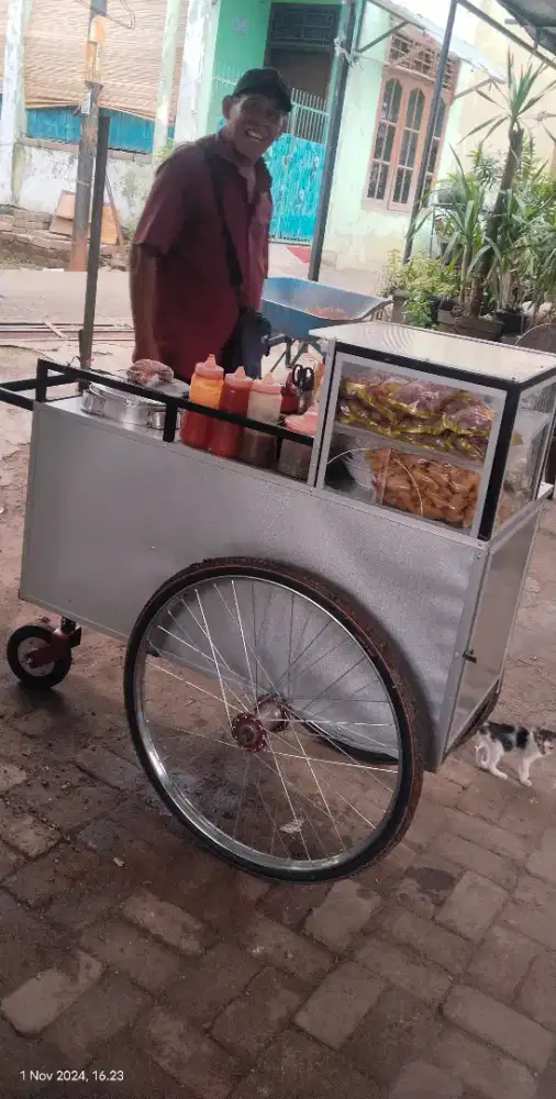 Gerobak jualan kondisi baru