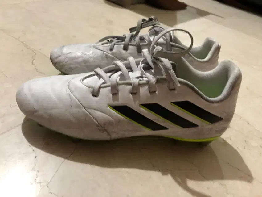 Sepatu bola rumput adidas copa size 7 / 40