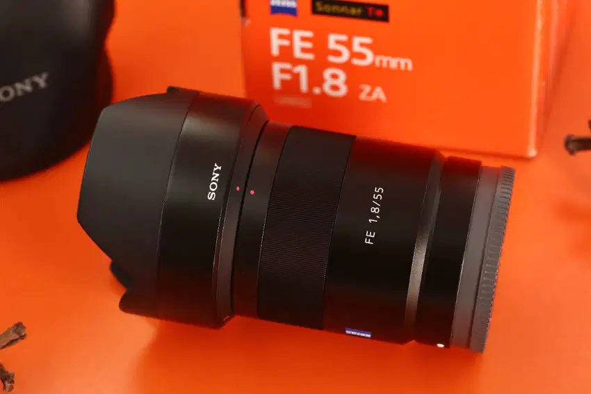 Sony FE 55mm F1.8 Zeiss Fullset C546