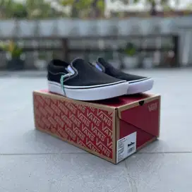 Vans Slip On Jual Fashion Pria Terbaru di Cengkareng OLX .id