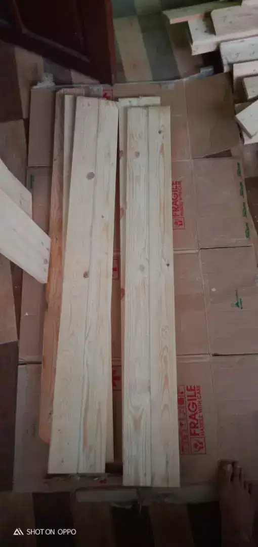 Kayu ambalan 100x27x1,7cm amplas halus