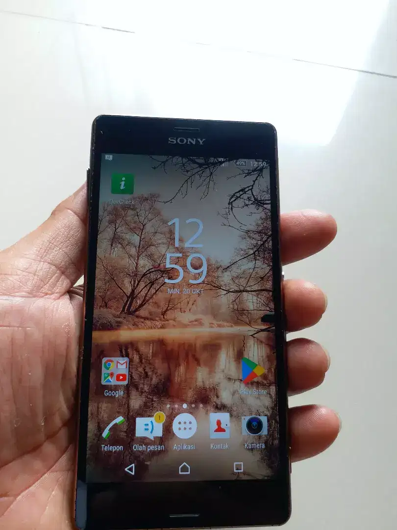 Jual Sony Z3 Big. Ram 3/32. Mulus siap pakai