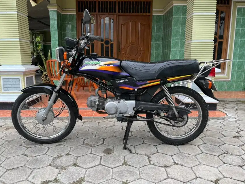 Honda Win 100 Tahun 2005 Lengkap hidup