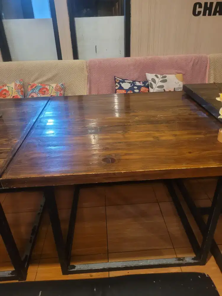 Meja ex. Resto Dijual